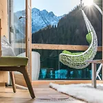 Hotel Schoenruh 4*