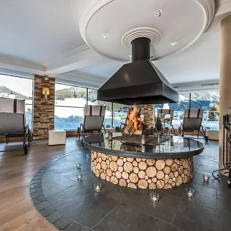 Hotel Schoenruh 4*