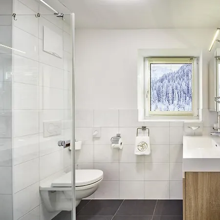 Hotel Schoenruh 4*